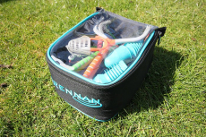 Drennan Visi Case - 30x23x10cm mit Klarsichtdeckel, 3L, Abverkauf Drennan Visi Case - 30x23x10cm mit Klarsichtdeckel, 3L, Abverkauf