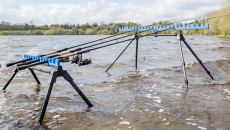 Preston Competition Pro Roost Ablage Deluxe, Modell 2025