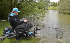 Rive Steck-Kescherstab Carp Master 4.50m, 2 Gewinde, Modell 2020Rive Steck-Kescherstab Carp Master 4.50m, Modell 2020
