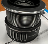 ROLLE SENSAS PRO FEEDER 6000, 103cm pro Kurbelumdrehung, Modell 2025